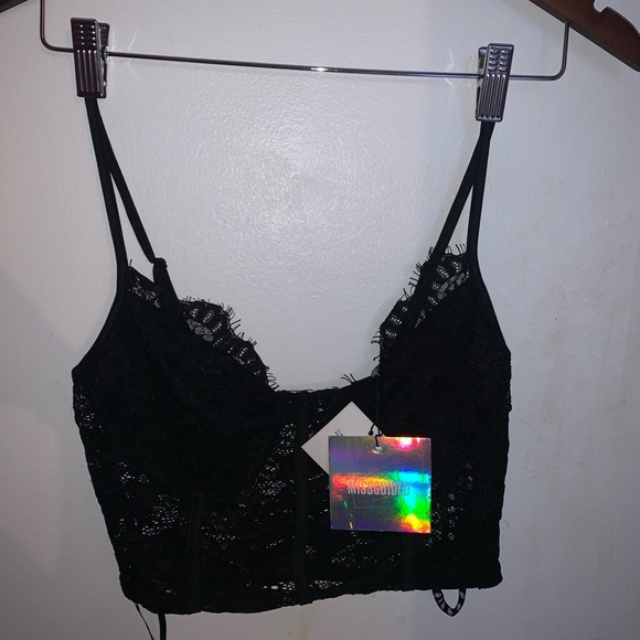 NWT!! Misguided Black Lace Bralette - Picture 5 of 7